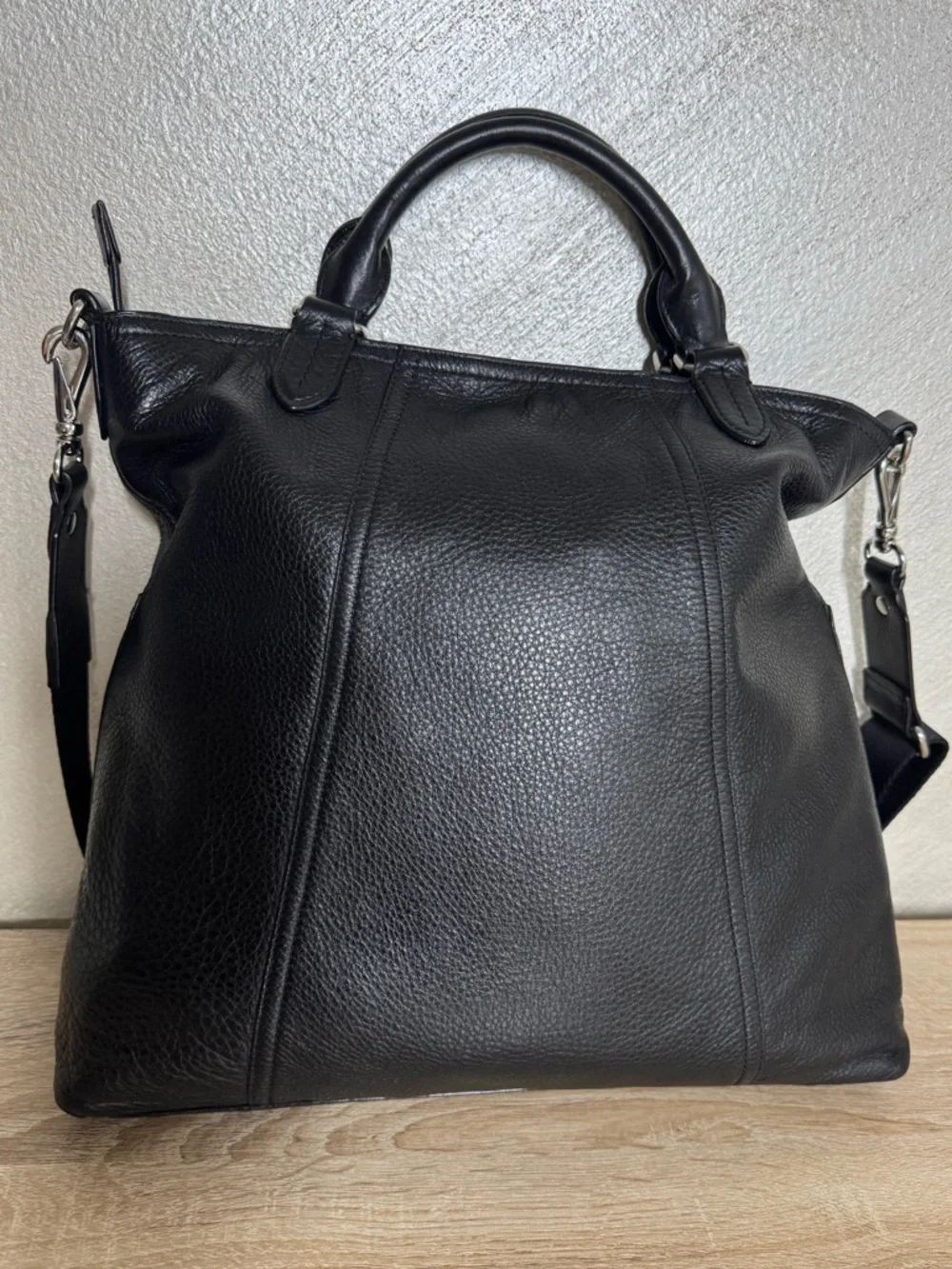 Lauren Ralph Lauren Black Pebbled Leather Tote 2-Way Satchel Bag